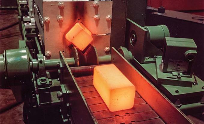 Pièce forgéee d'induction